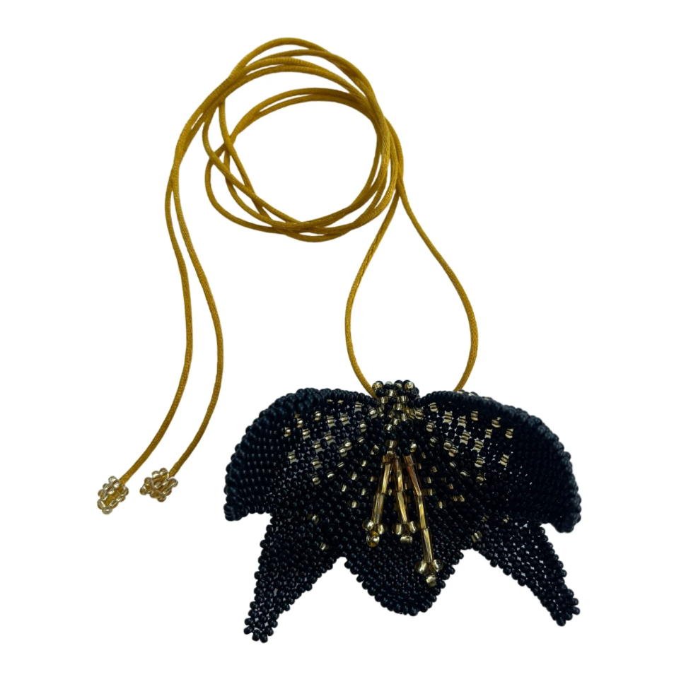 ORCHID NECKLACE